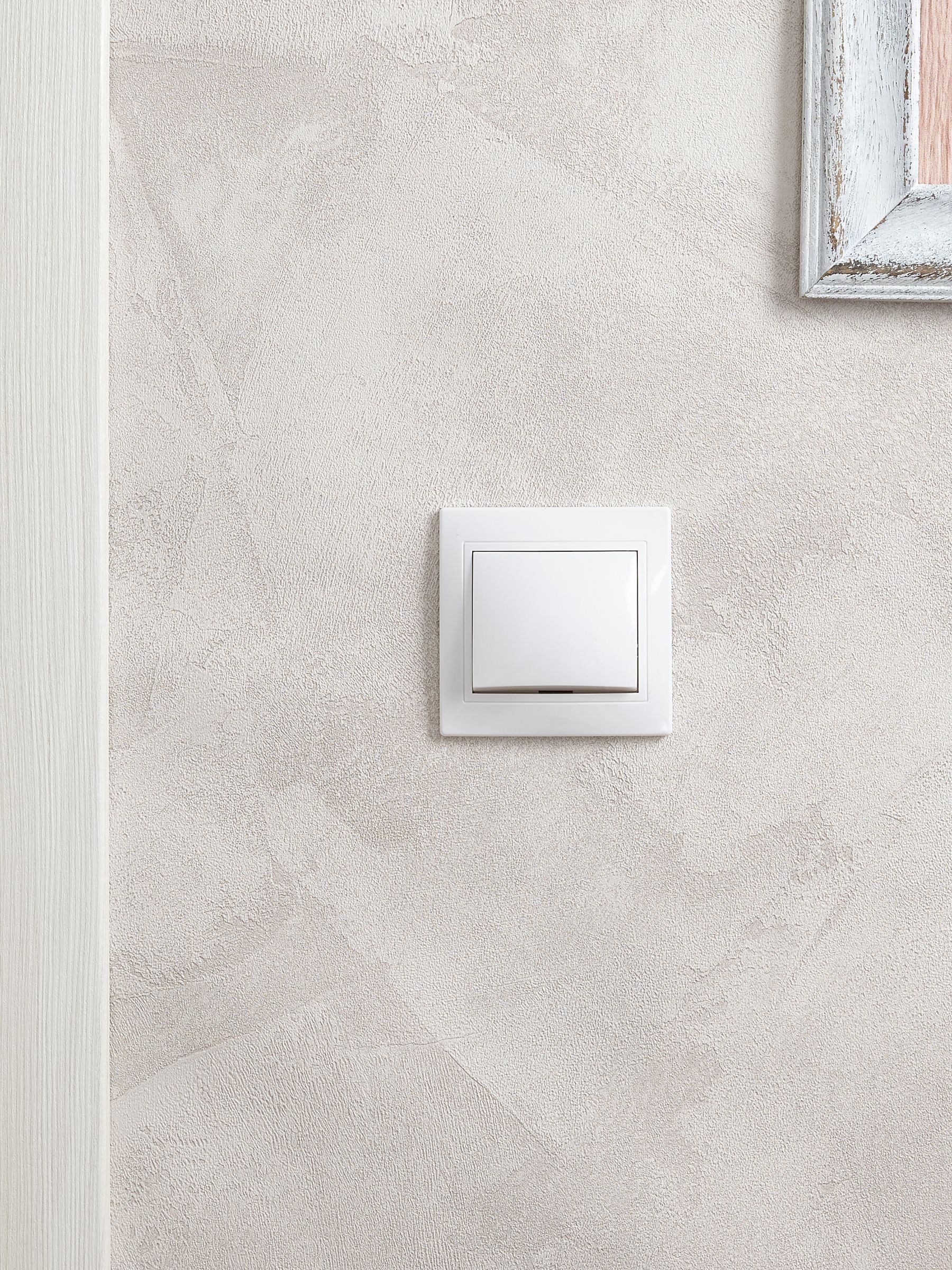             Ажыратқыш ВС 10-1-0-КБ 1-пернелі10А КВАРТА (ақ) ИЭК    