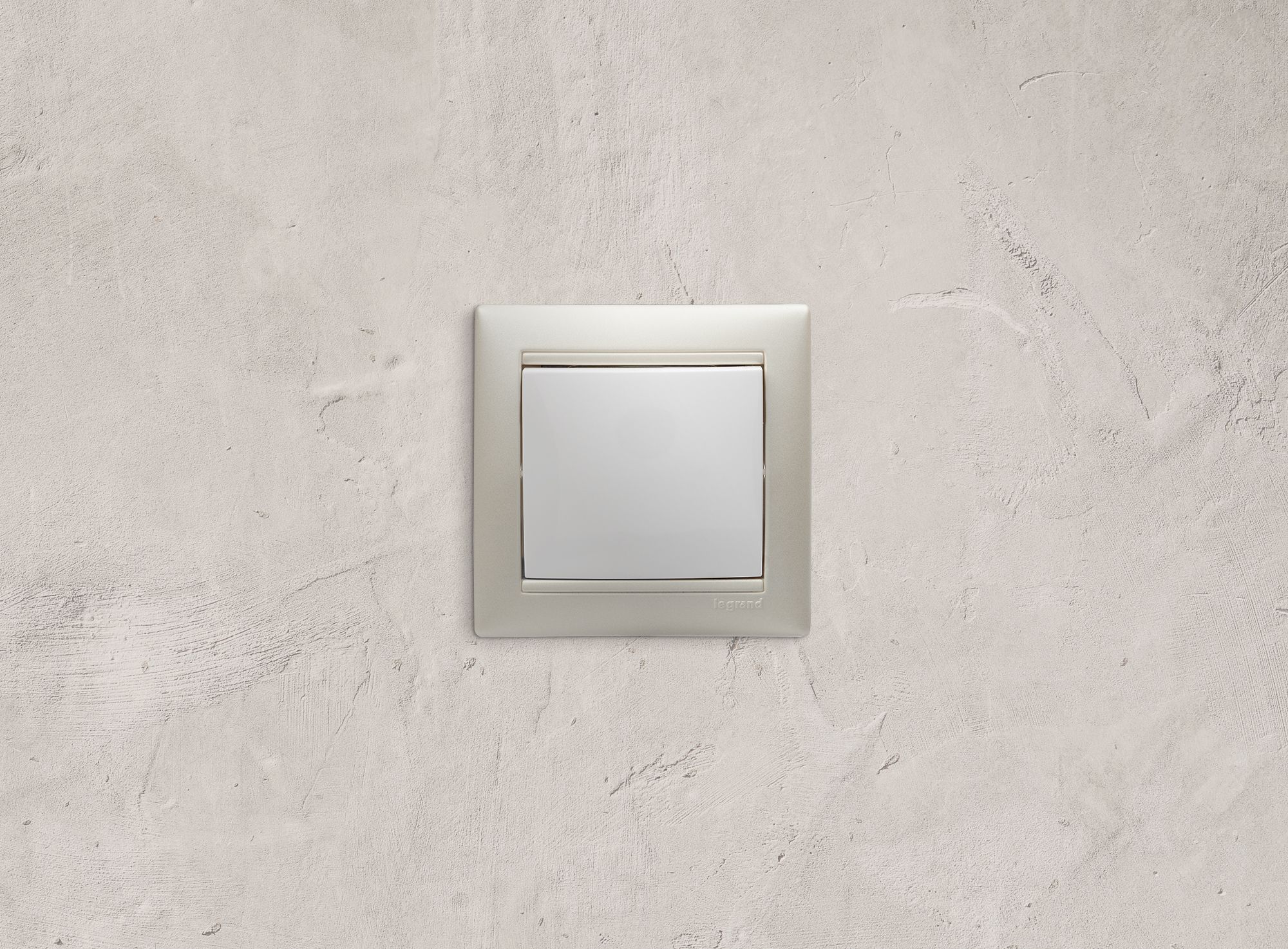             Ажыратқыш 1-пернелі Valena ақ /774401/    