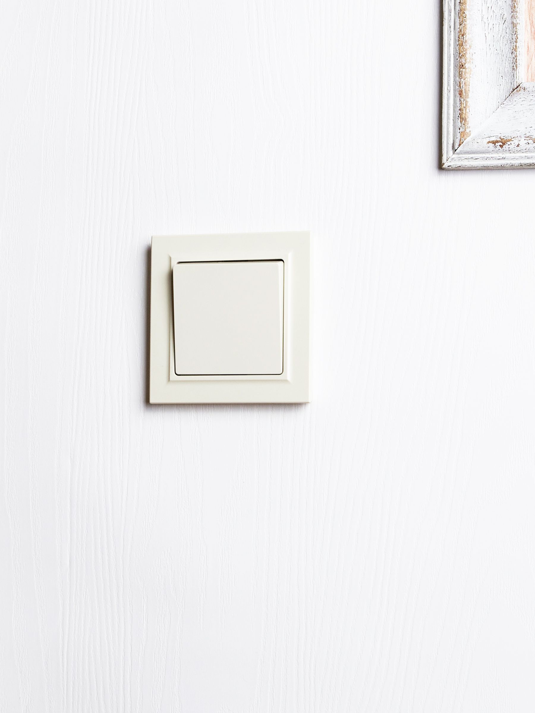             1-пернелі ажыратқыш 10A ВС10-1-0-БрКр ақшыл BRITE ИЭК    