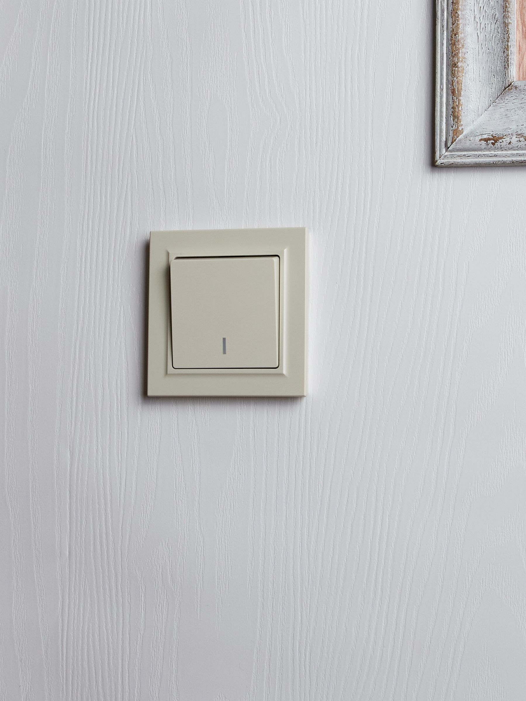             Индикациялы 1-пернелі ажыратқыш 10A ВС10-1-1-БрКр ақшыл BRITE ИЭК    