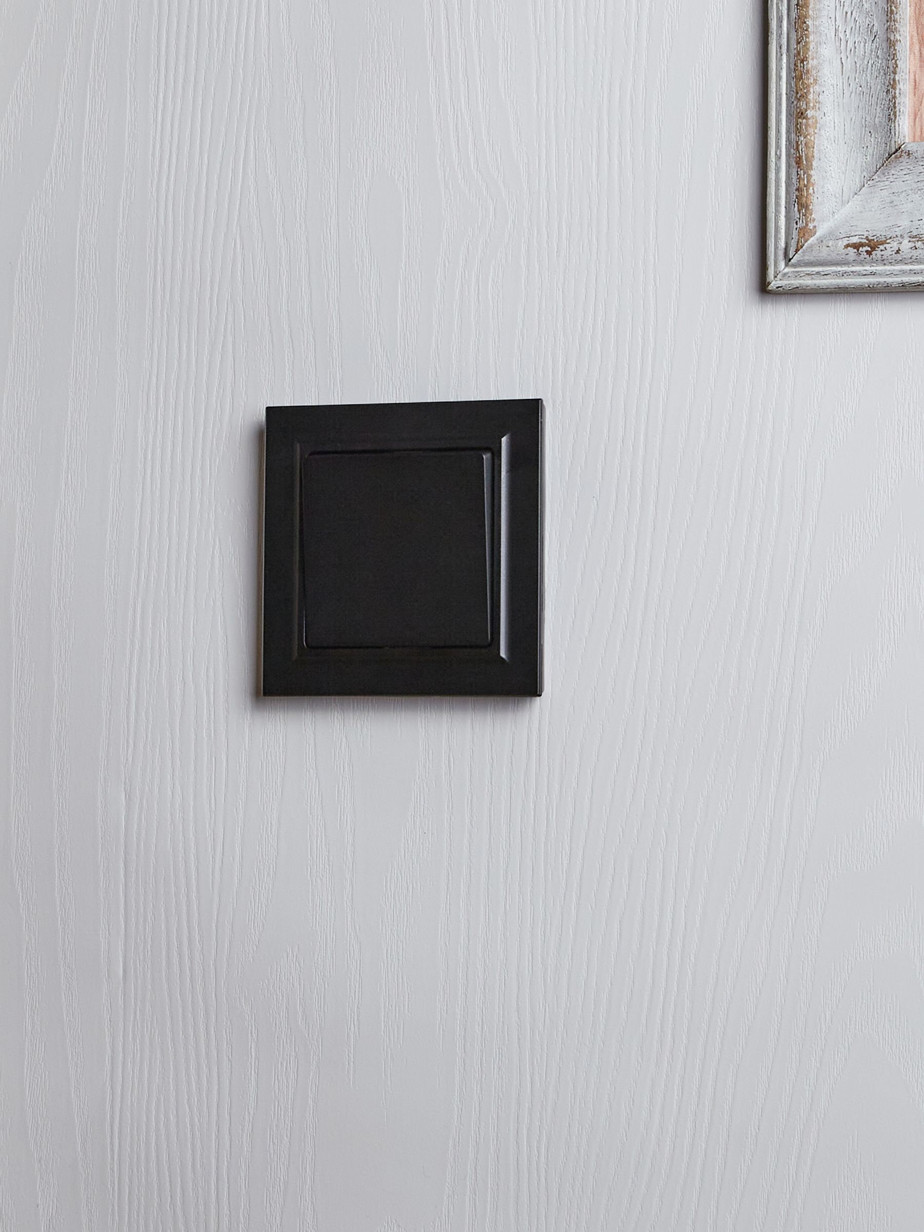             1-пернелі ажыратқыш, өтпелі 10A ВС10-1-6-БрЧ қара BRITE ИЭК    