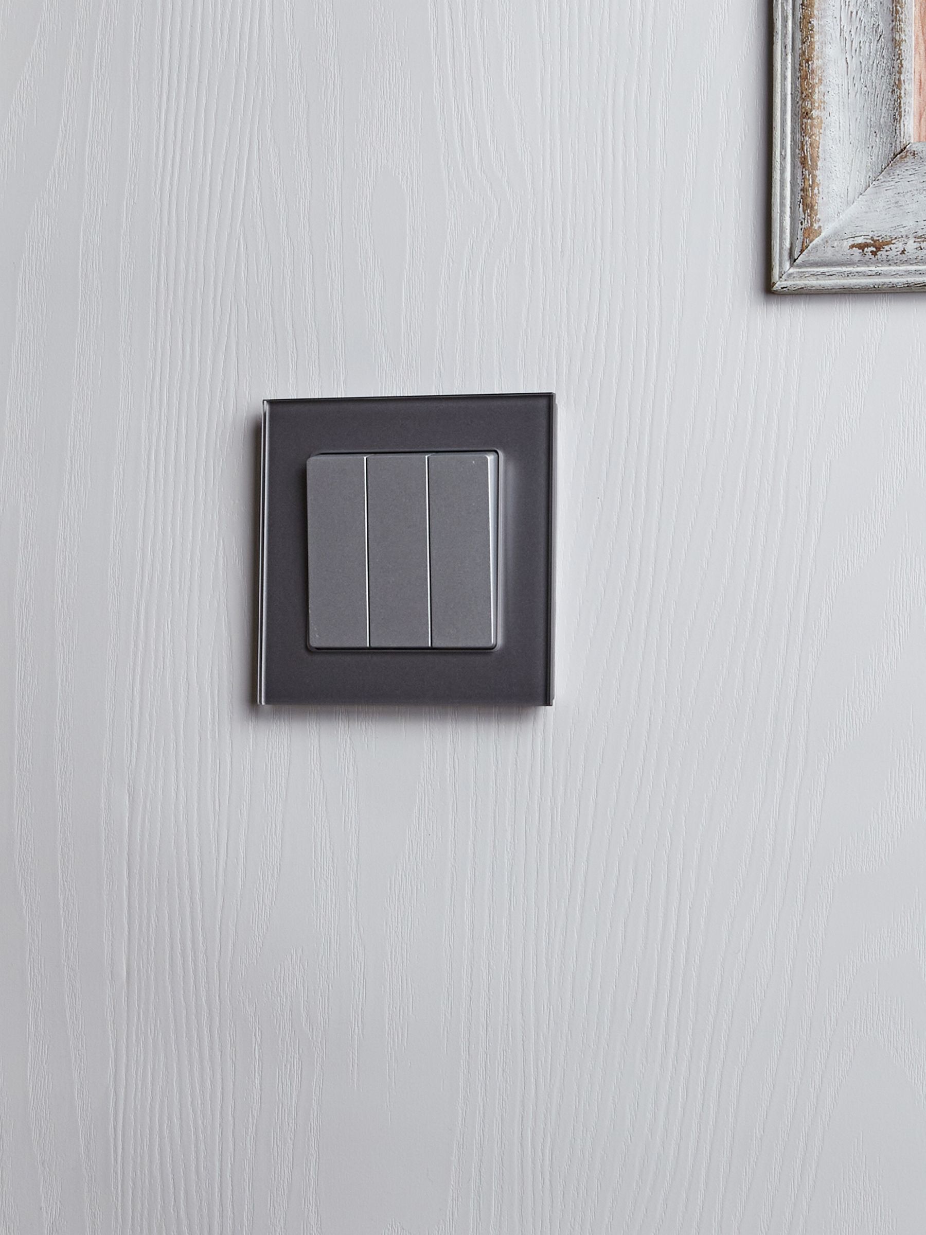             3-пернелі ажыратқыш 10A ВС10-3-0-БрА алюминий BRITE ИЭК    