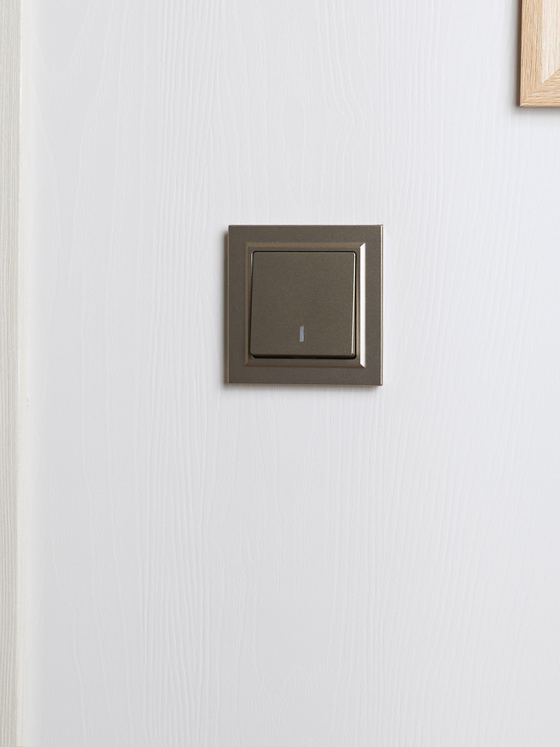             BRITE 1 постқа арналған жақтау IP44 РУ-1-БрШ-44 шампан ИЭК    
