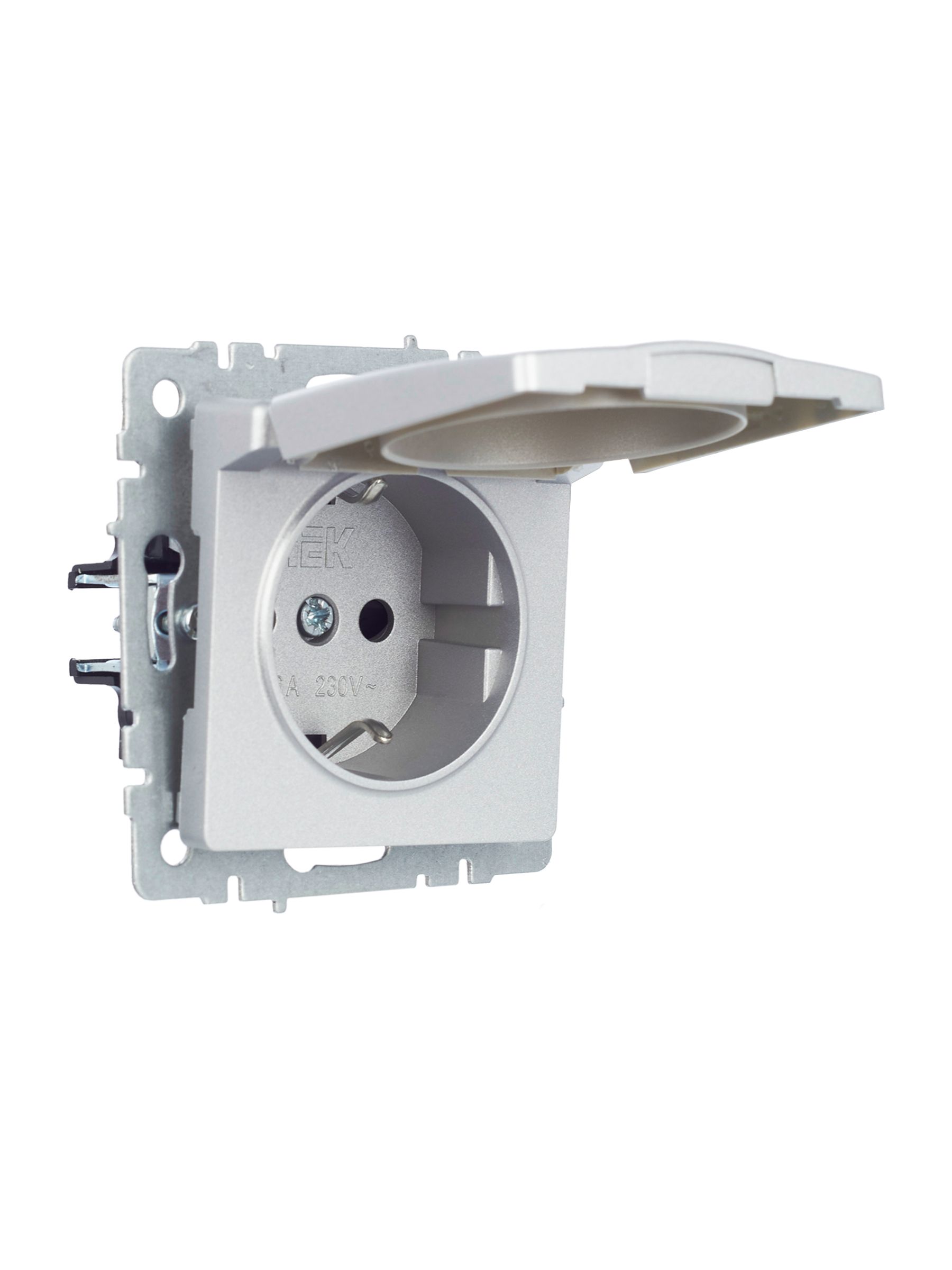             BRITE 1 ұялы жерлендірумен қақпақ мен перделері бар розетка 16А IP20 РСбш10-3-БрА алюминий ИЭК    