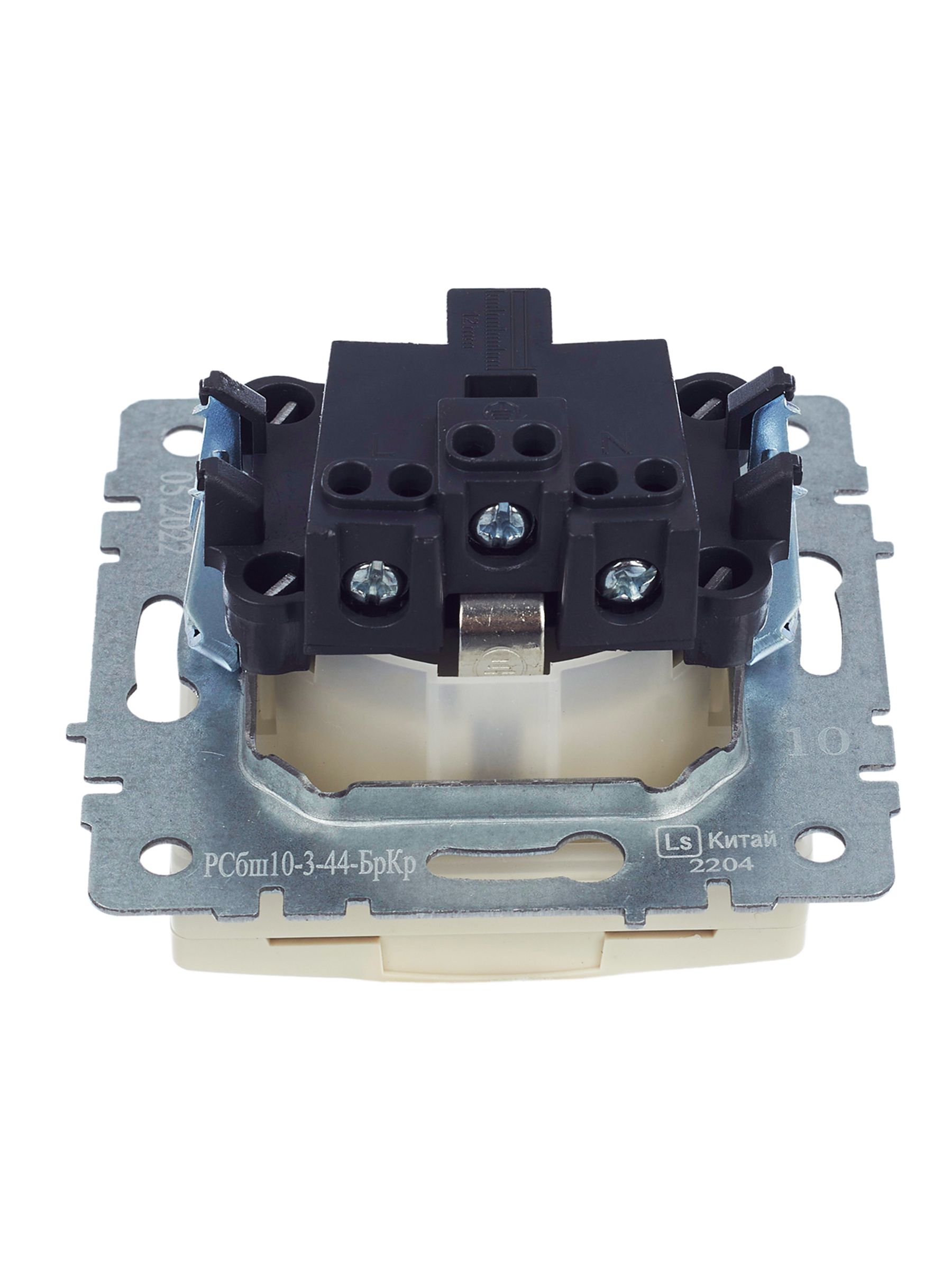             BRITE 1 ұялы жерлендірумен қақпақ мен перделері бар розетка 16А IP44 РСбш10-3-44-БрКр сарғыш ИЭК    
