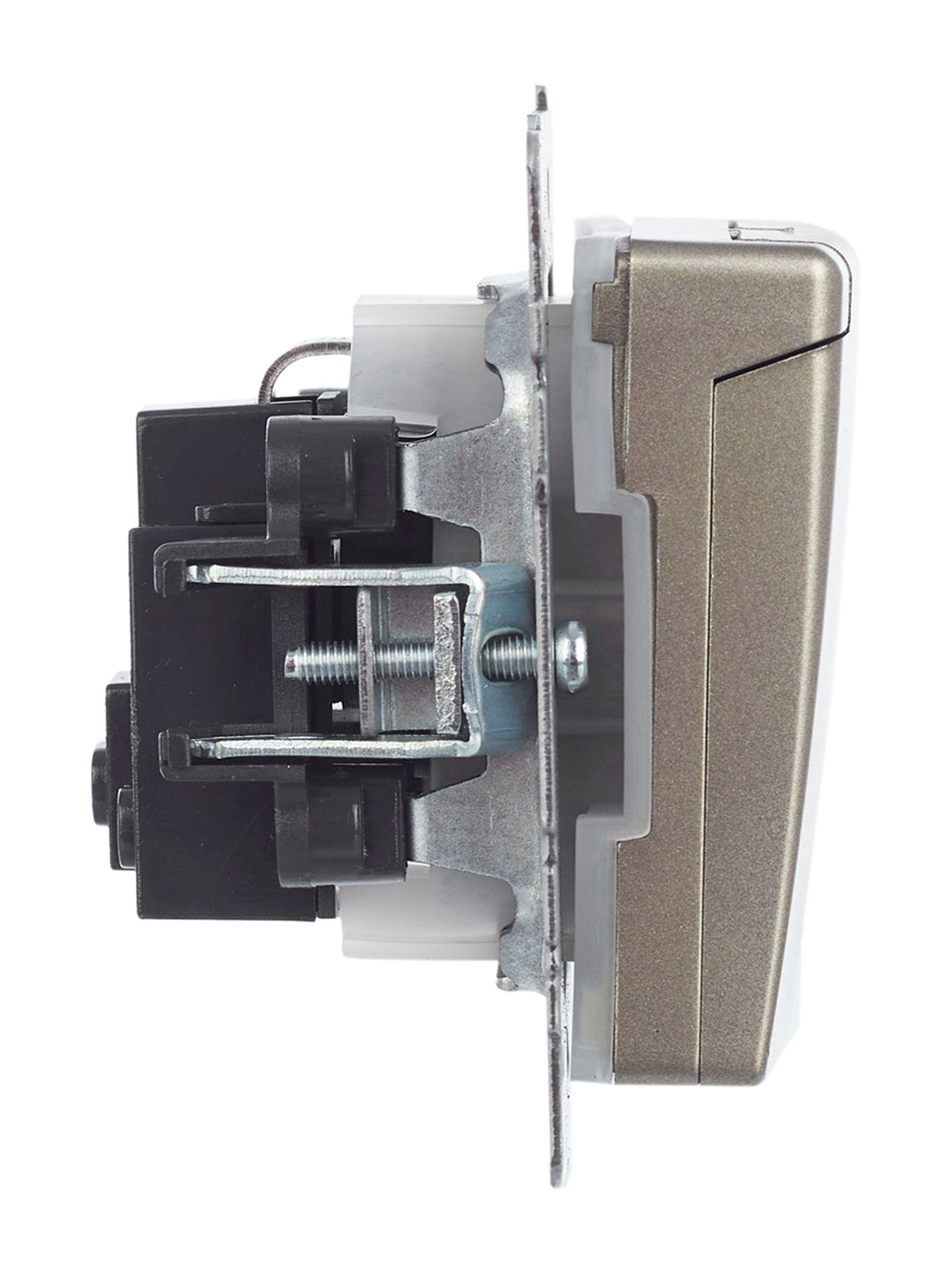             BRITE 1 ұялы жерлендірумен қақпақ мен перделері бар розетка 16А IP44 РСбш10-3-44-БрШ шампан ИЭК    