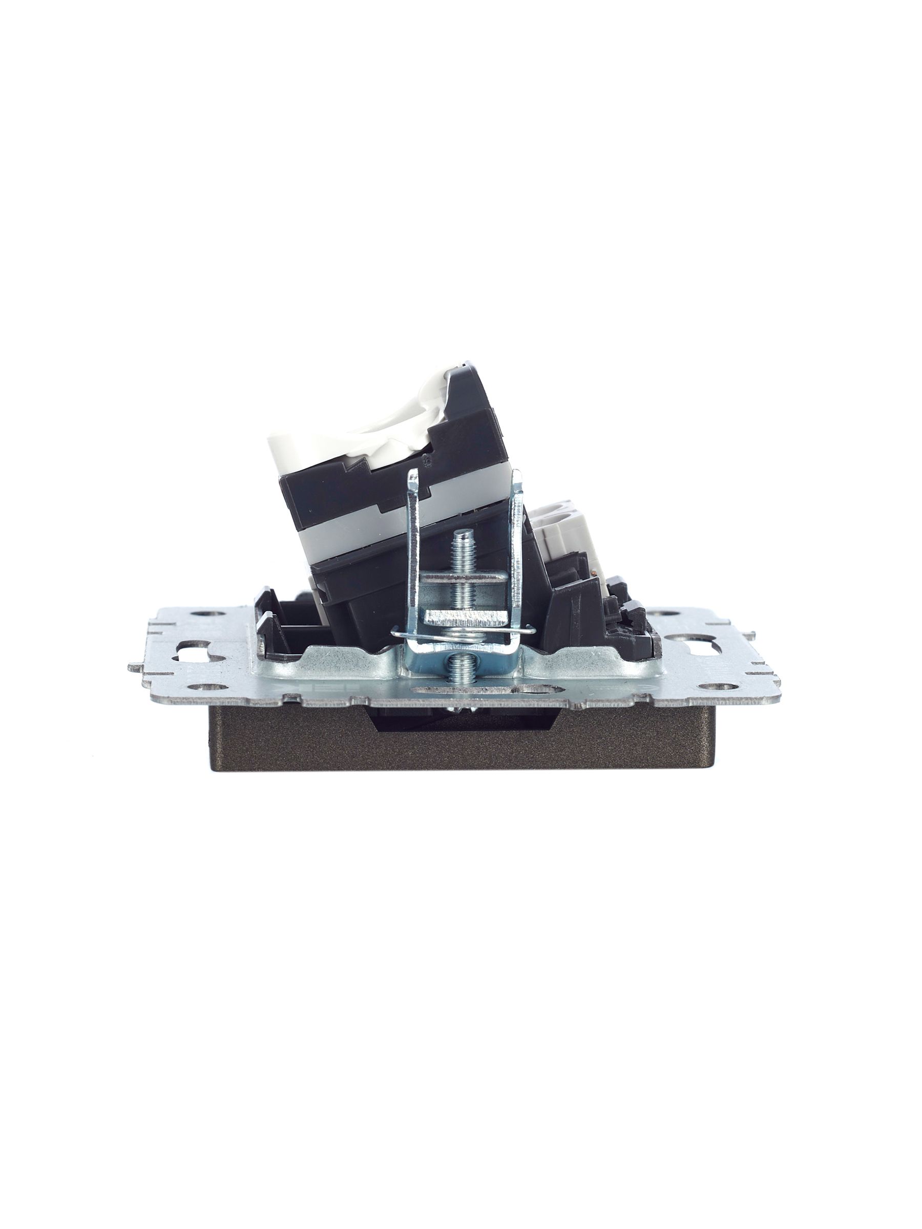             BRITE 2 ұялы розетка RJ11+RJ45 кат.5E РК/Т12-БрТБ қара қола ИЭК    