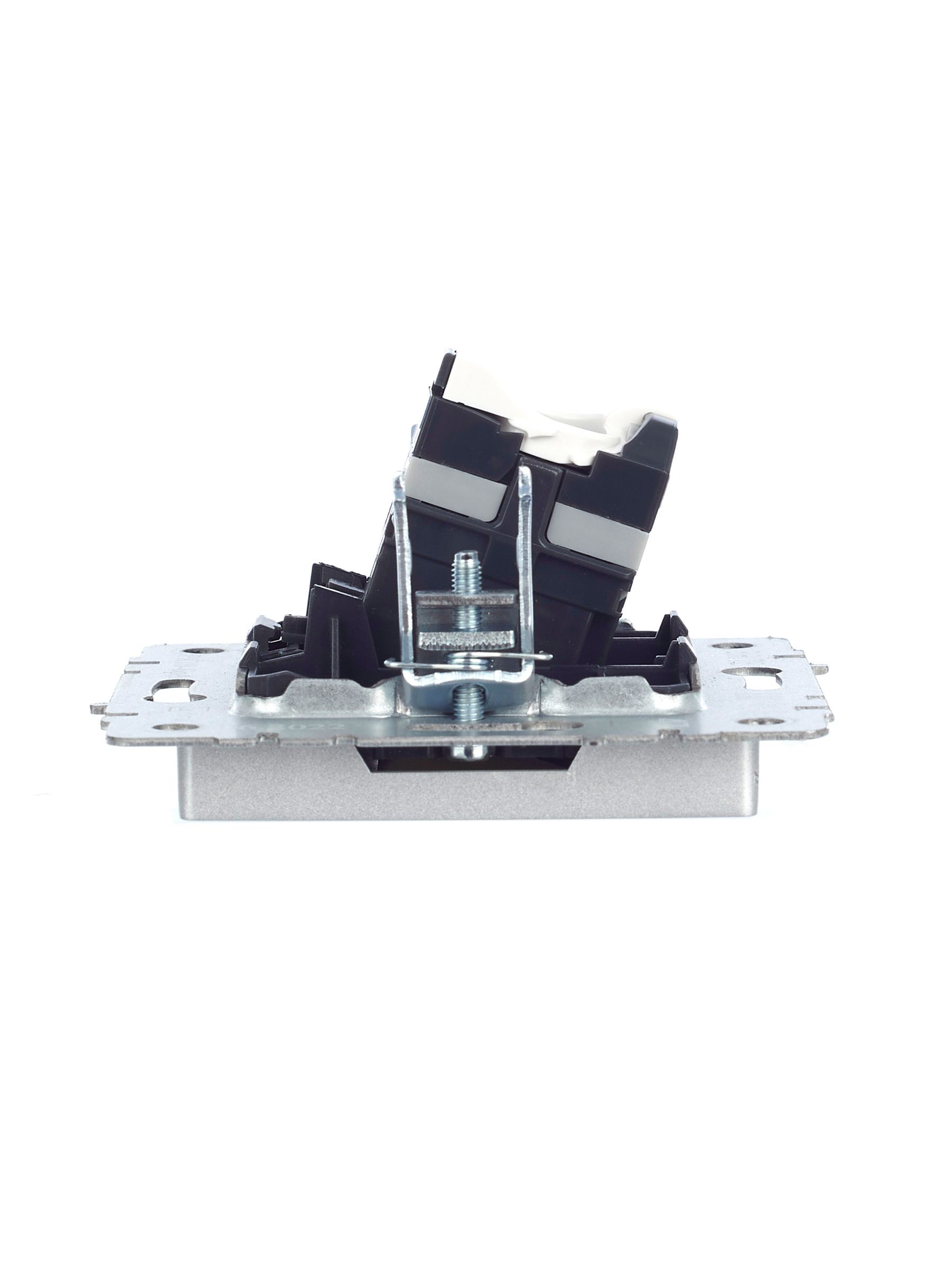             BRITE Компьютер розеткасы RJ45 кат.5E РК10-БрА алюминий ИЭК    