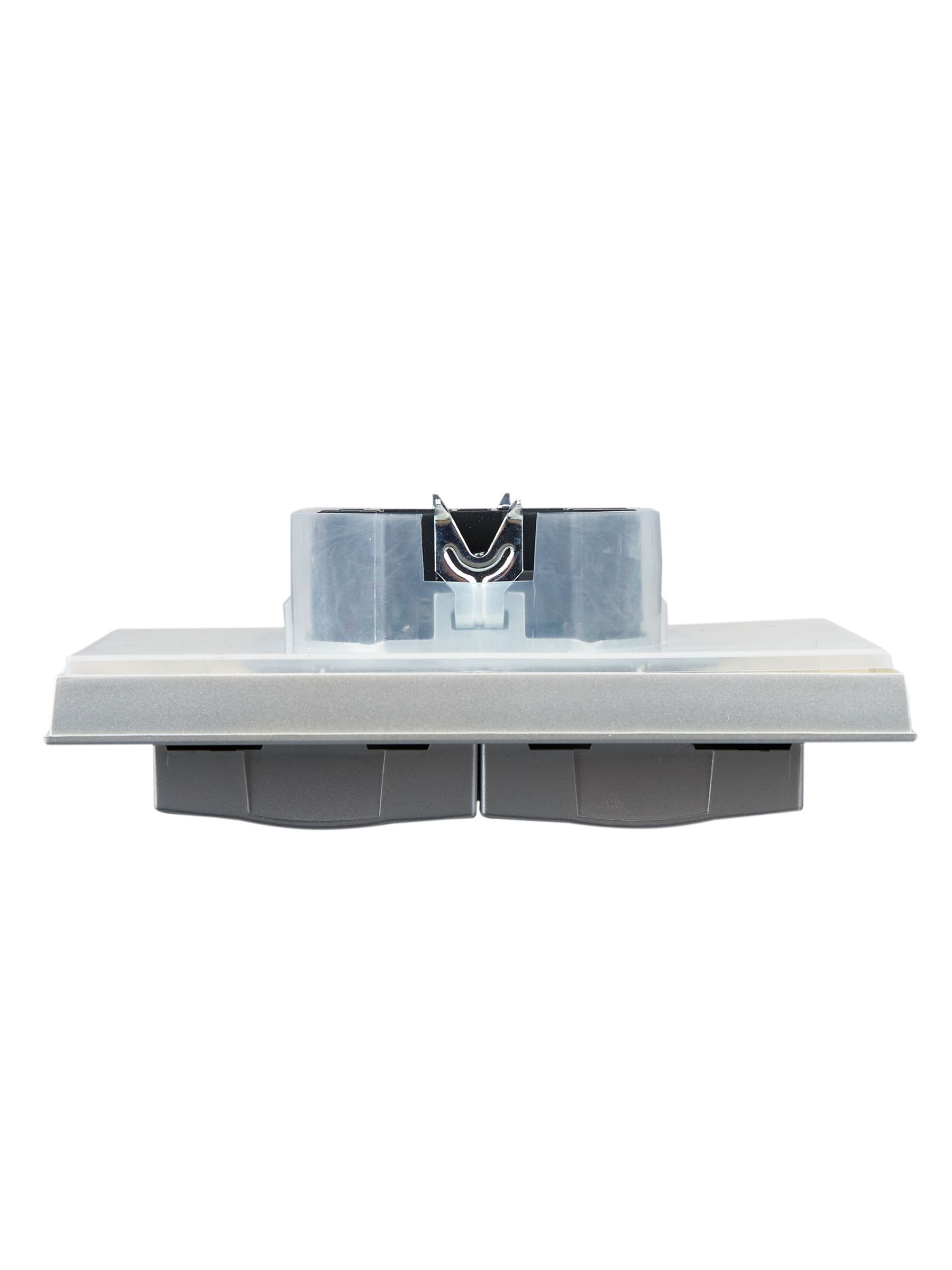             BRITE 2 ұялы қақпақ бар розетка 16А толық IP44 РСбш12-3-44-БрА алюминий ИЭК    