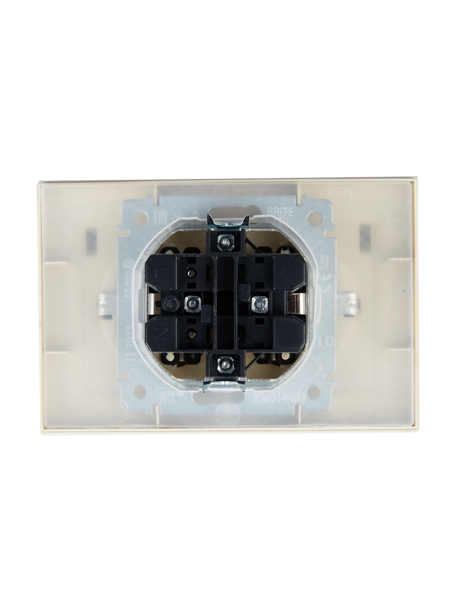             BRITE 2 ұялы қақпақ бар розетка 16А толық IP44 РСбш12-3-44-БрКр сарығыш ИЭК    