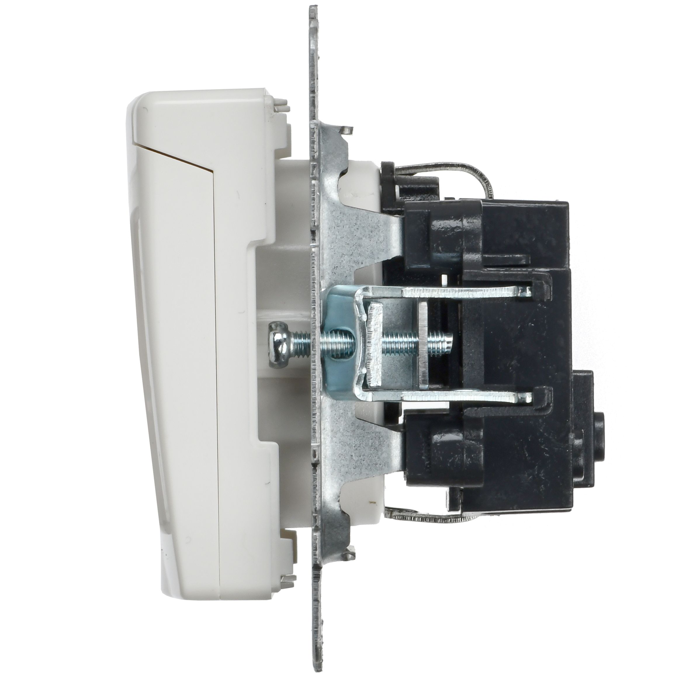             BRITE 1 ұялы жерлендірумен қақпақ мен перделері бар розетка 16А IP20 РСбш10-3-БрБ ақ ИЕК    