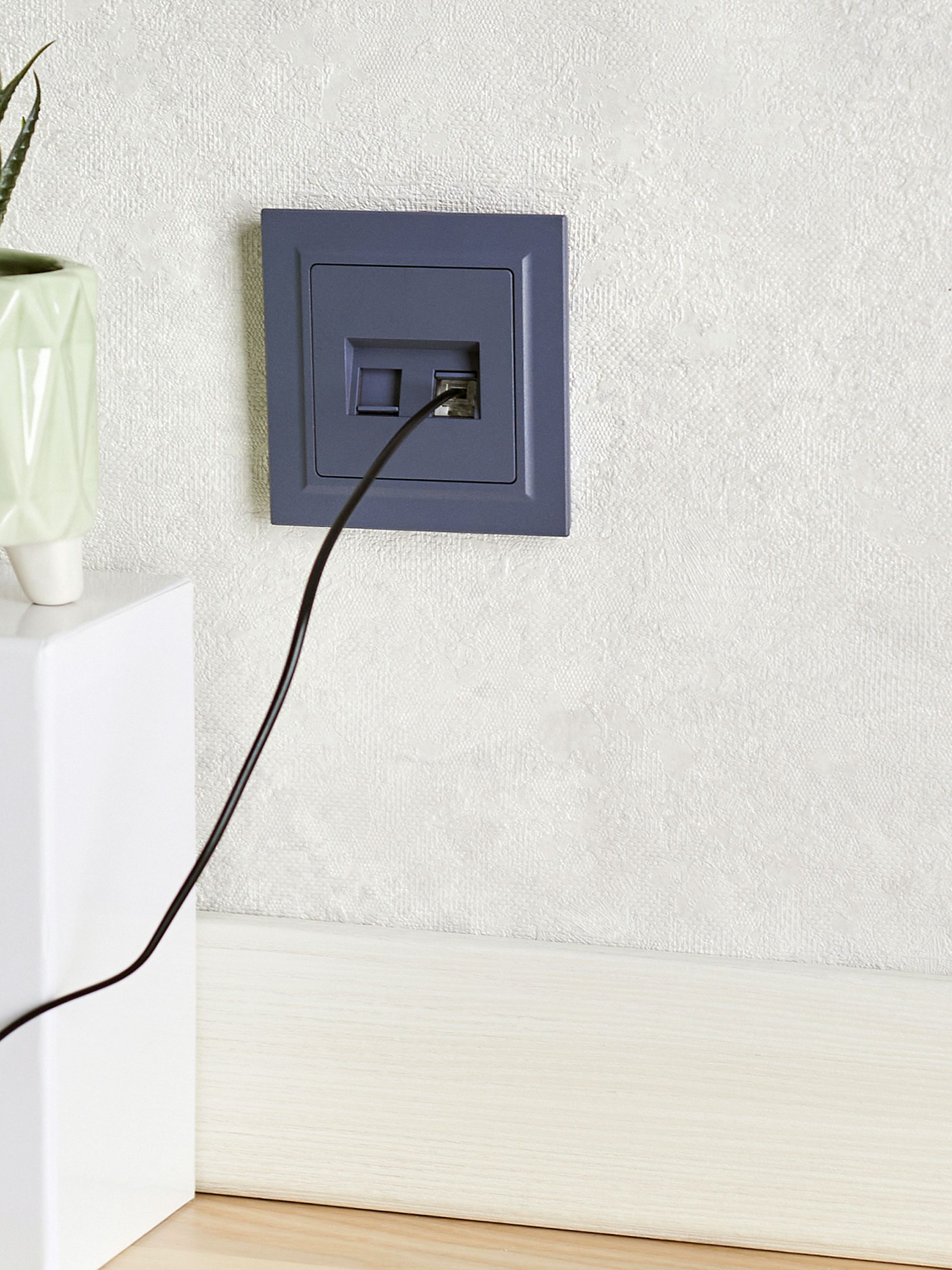             BRITE 2 ұялы розетка RJ11+RJ45 кат.5E РК/Т12-БрМ маренго ИЭК    