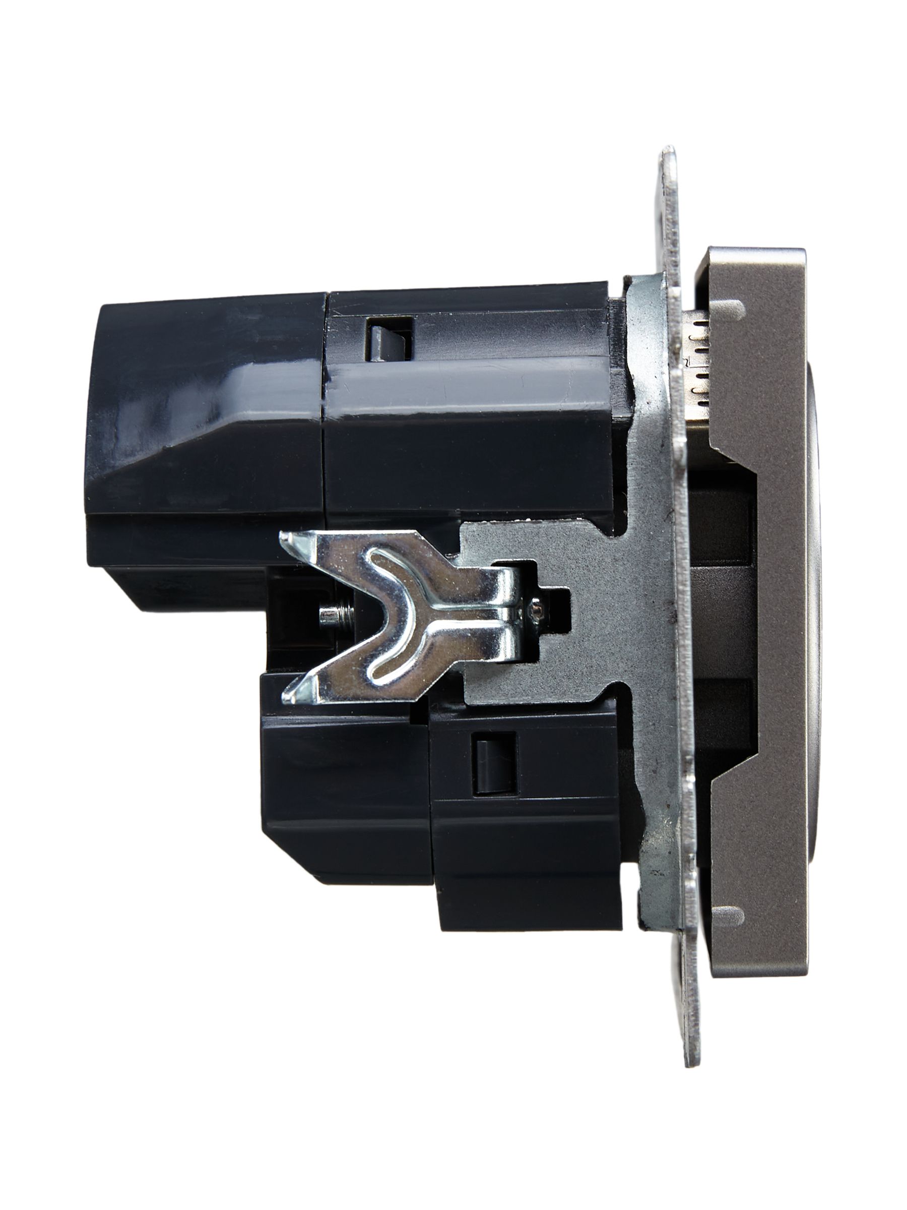             BRITE 1 ұялы жерлендірумен перделері бар розетка 16А с USB A+C 18Вт РЮш11-1-БрС болат ИЭК    