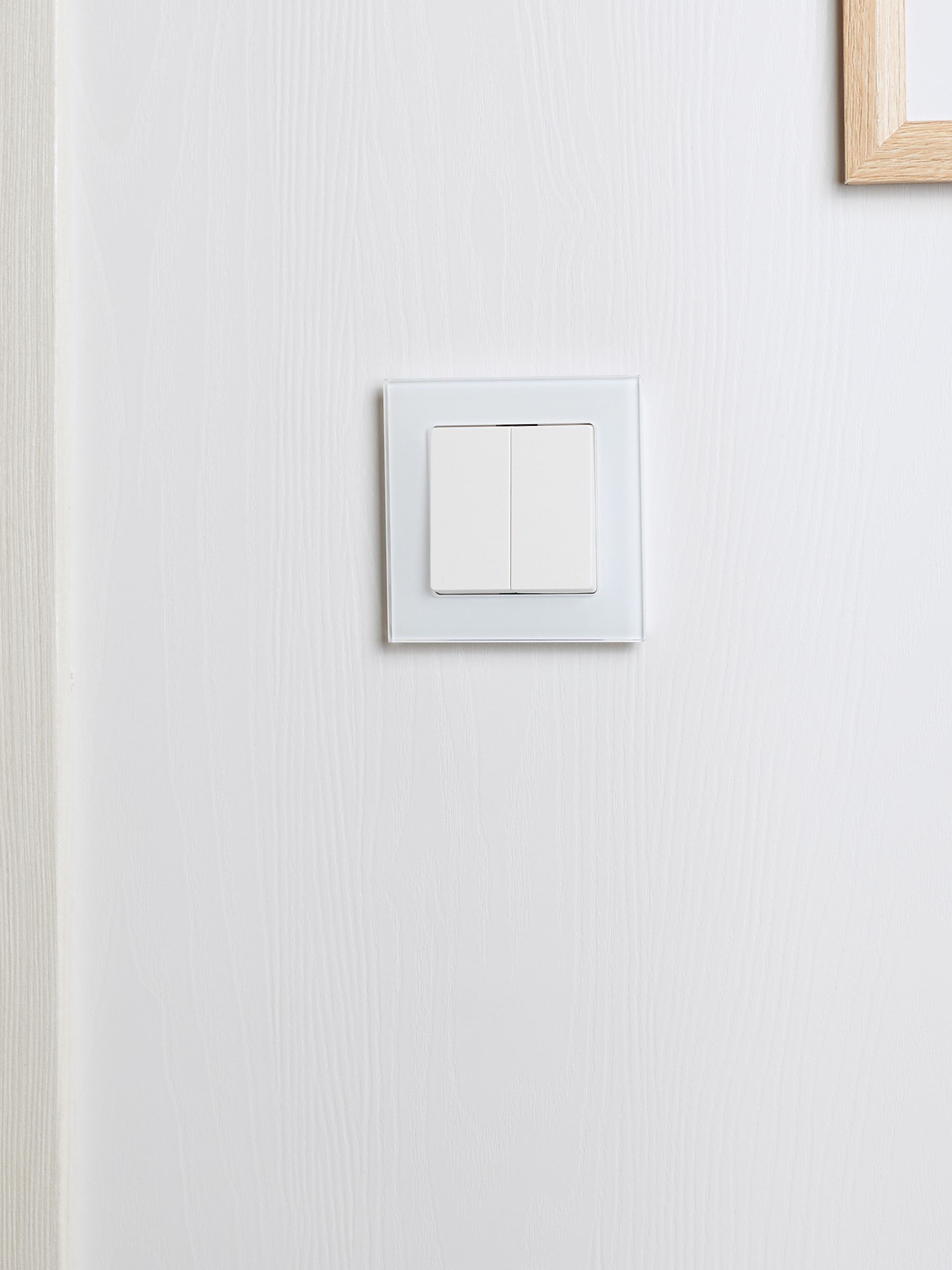             BRITE 1 постқа арналған жақтау РУ-1-2-БрБ шыны ақ ИЭК    