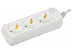 Удлинитель У03 3 места 2P+PE/1,5м 3х1мм2 10А/250В GENERICA ИЭК