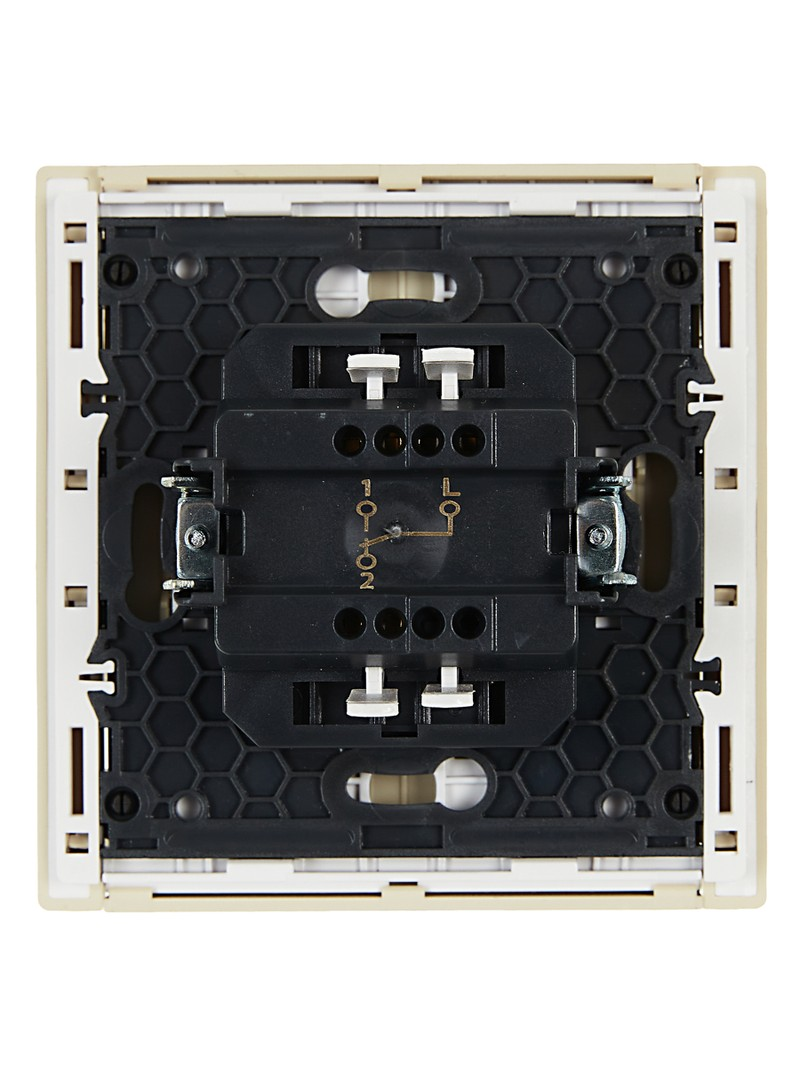             FORTE&PIANO Ажыратқыш 1 пернелі, өтпелі 10А FP403 ваниль ИЭК    