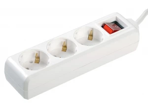 Удлинитель У03К-выкл. 3 места 2Р+РЕ/1,5м 3х1мм2 16А/250 ИЭК