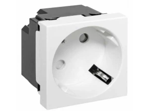 Розетка электрическая 2K+3 белая с защитными шторками 200013